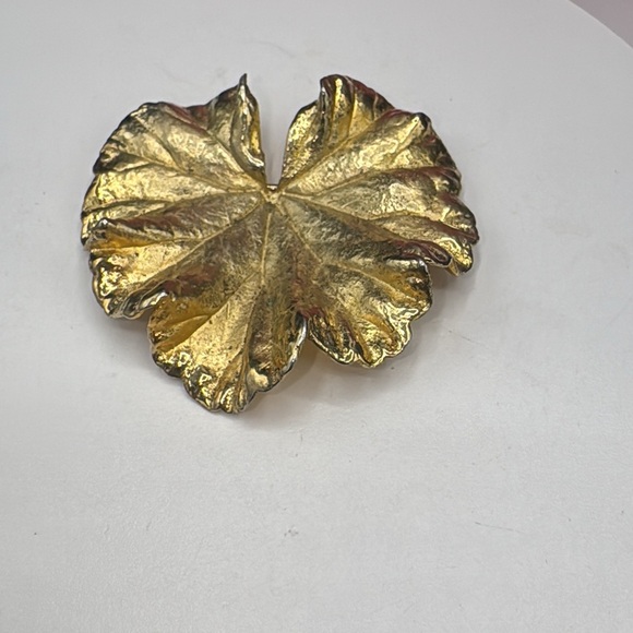 Napier Sterling vermeil Lilly pad brooch.  Vintage​